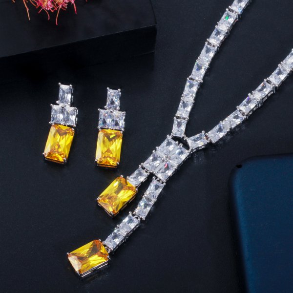 Retro Simple Geometric Full Inlaid Square Zircon Set Necklace Earrings Two-piece Banquet Accessories