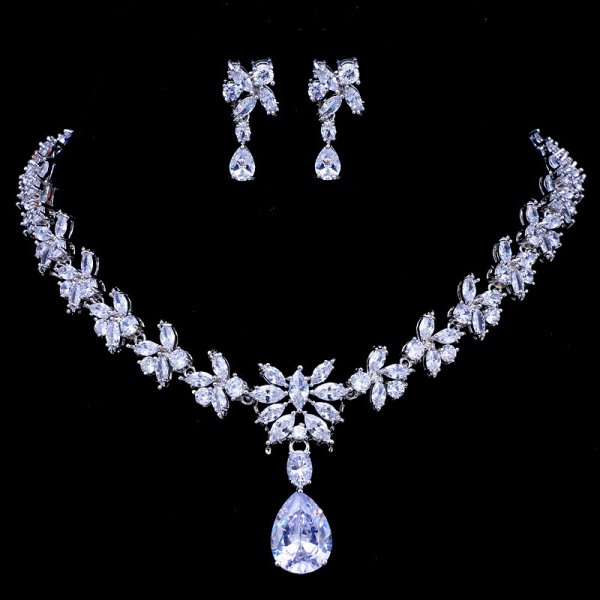 Exquisite Zircon Necklace Earring Set