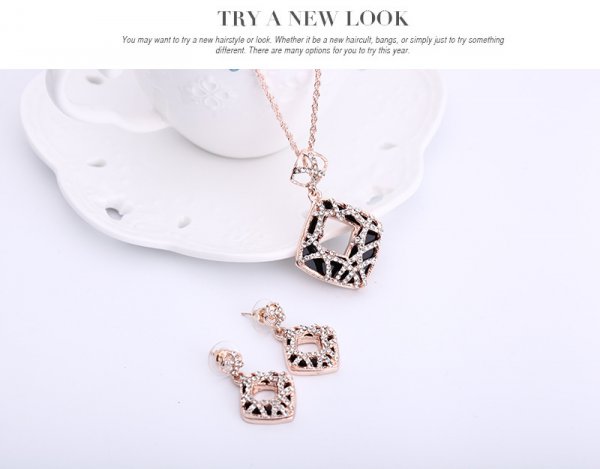 Luxury Jewelry Leopard Print Hollow Set Necklace Earrings